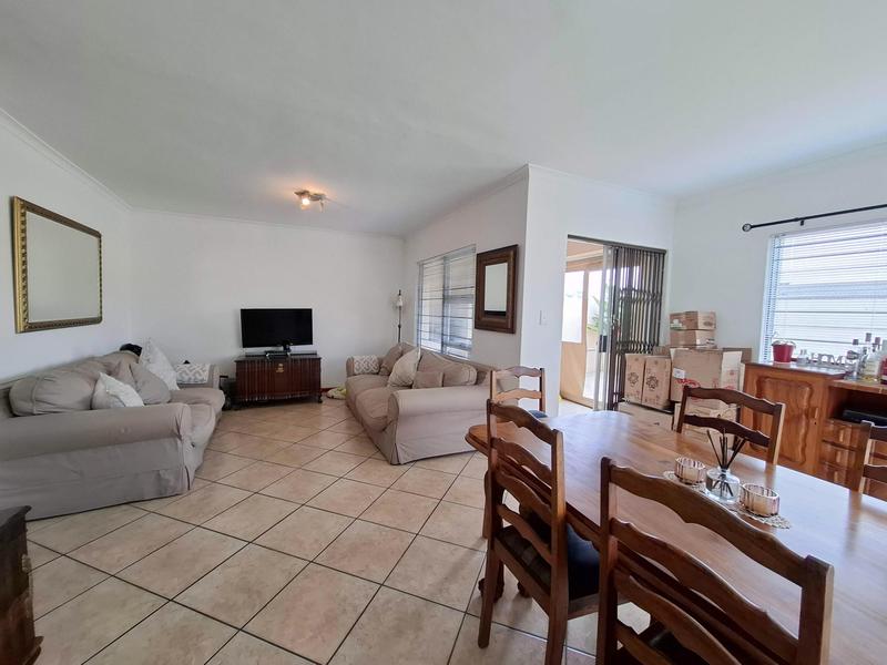 To Let 3 Bedroom Property for Rent in Fairview Golf Estate Western Cape